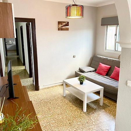 Apartamentos Turisticos En Jerez De La Frontera Exterior foto