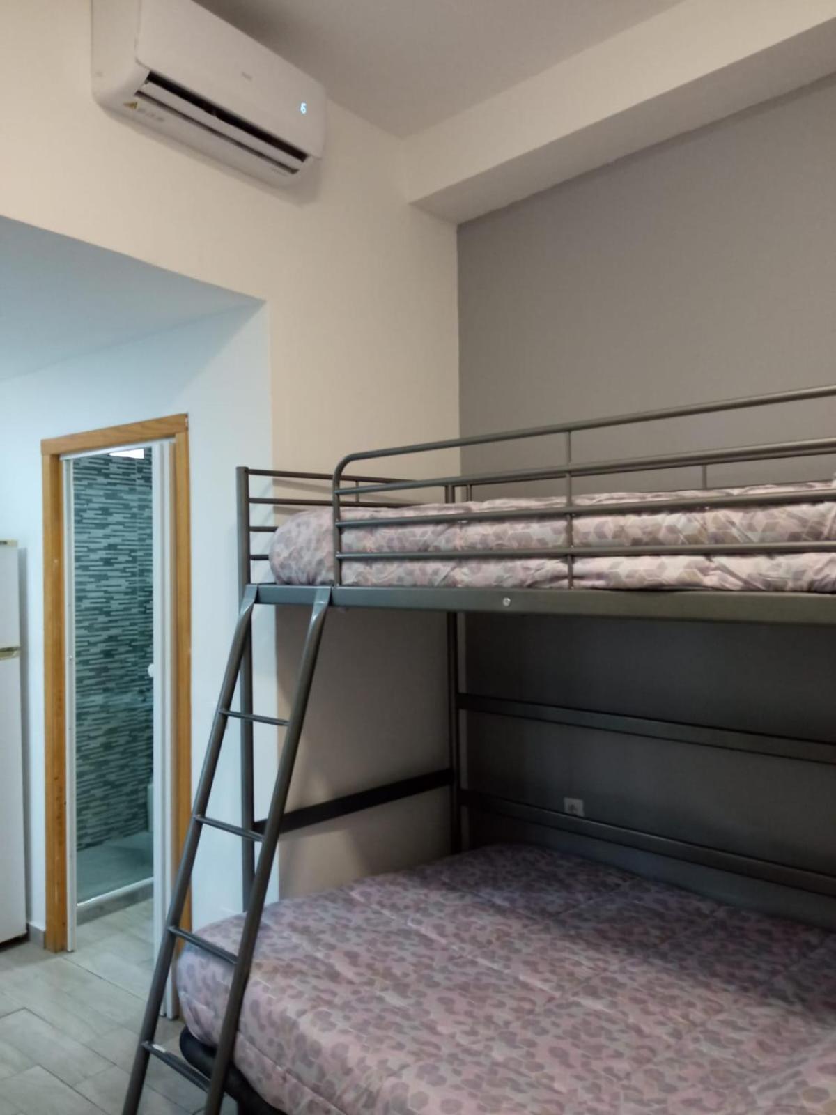 Apartamentos Turisticos En Jerez De La Frontera Exterior foto