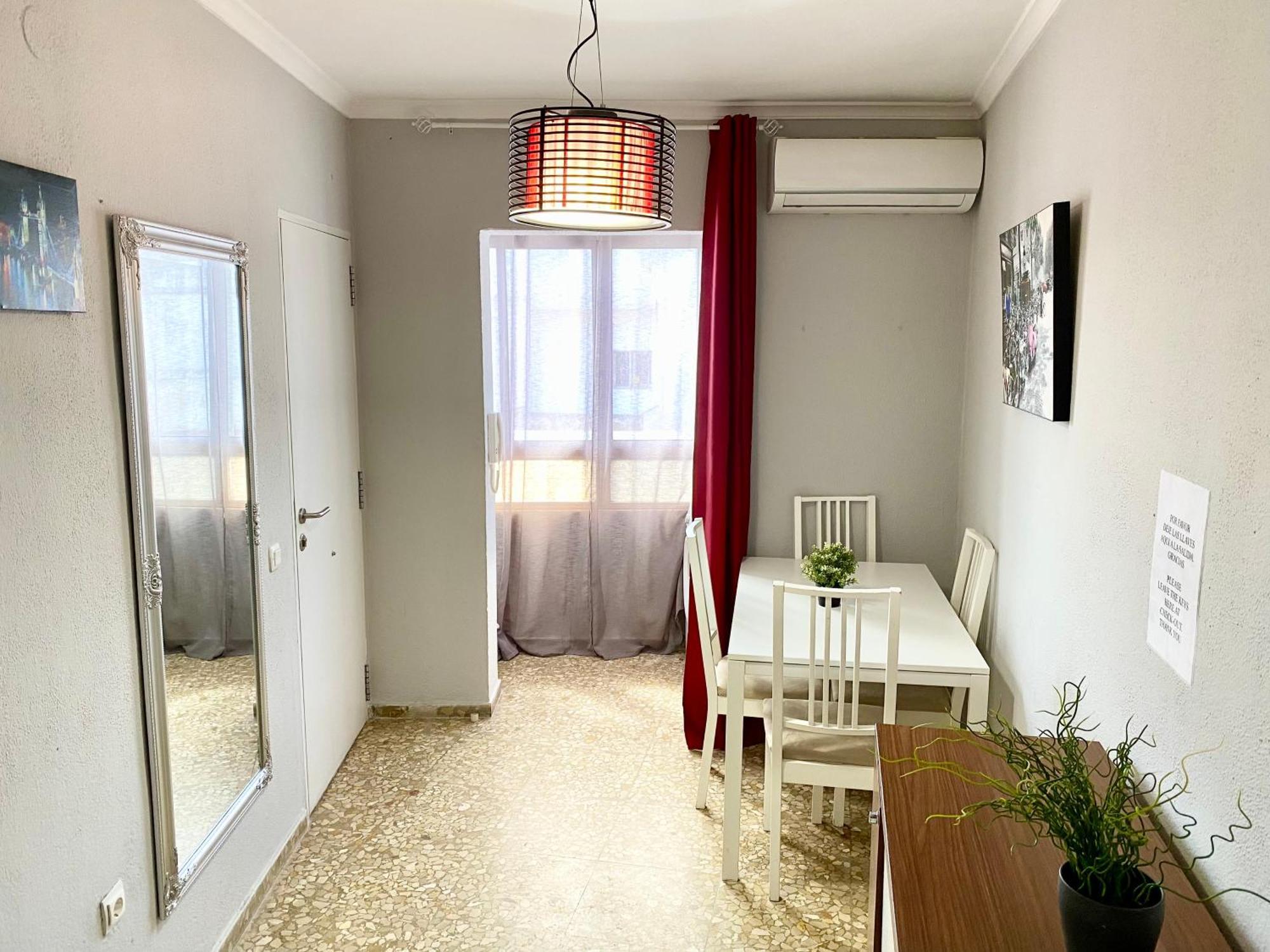 Apartamentos Turisticos En Jerez De La Frontera Exterior foto